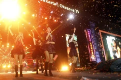 Aksi Panggung JKT48 Bikin Pengunjung Jakarta Fair Kemayoran 2023 Histeris