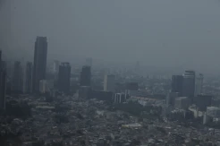 Ngeri! Begini Penampakan Kabut Polusi Udara Kepung Langit Jakarta