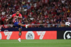 Memphis Depay Lepaskan Tendangan Geledek, Atletico Madrid vs Granada 3-1