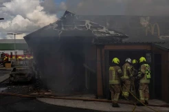 Mobil Nenek-nenek Terbakar, Gerai McD Hangus Total di Irlandia