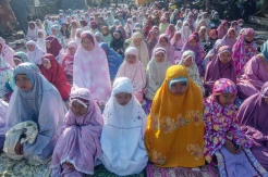 Hujan Tak Kunjung datang, Siswa di Boyolali Kompak Gelar Salat Istisqa di Lapangan Sekolah