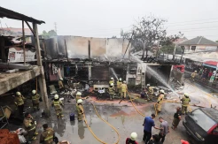 Toko Bangunan di Condet Hangus Terbakar, Diduga Akibat Korsleting Listrik
