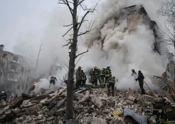 Rusia Ngamuk! 40 Rudal Balistik Hantam Kyiv dan Kharkiv, 6 Orang Tewas