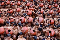 Ritual Magh Mela, Pemandian Suci untuk Penebusan Dosa Bagi Umat Hindu di India