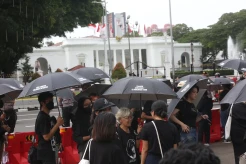 Aksi Kamisan ke-808 Soroti Kekerasan Terhadap Perempuan