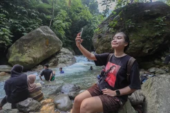Liburan Seru ke Curug Cibaliung di Sentul Bogor