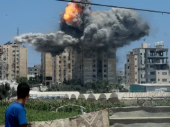 Serangan Udara Israel Hancurkan Bangunan Tempat Tinggal di Kamp Nuseirat Gaza