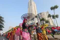 Parade Sambut Hari Kebaya Nasional 2024