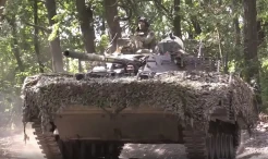 Hadang Militer Ukraina, Tank-tank Rusia Bersiaga di Daerah Perbatasan Kursk