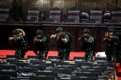 TNI Gelar Simulasi Pengamanan Pelantikan Presiden dan Wakil Presiden di Gedung DPR RI