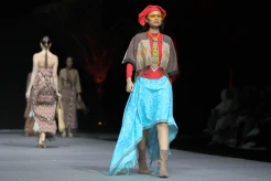 Peragaan Busana Spotlight 2024 Bertajuk Cultural Fusion