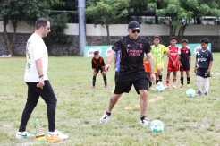 Cristian Gonzales Ajarkan Teknik Menyerang untuk Peserta Milo National Championship 2025