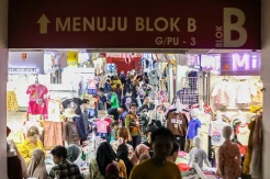 Omzet Pedagang Tanah Abang Jelang Ramadan Meningkat Signifikan