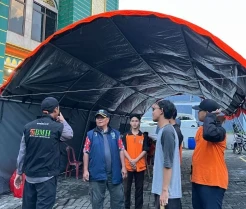 Dapur Hangat BMH, Sajian Penuh Kepedulian untuk Warga Terdampak Banjir Tanjung Barat