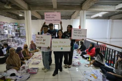 Aksi Solidaritas ‘Citayam Gank’ di Konveksi Rumahan untuk Melawan Gempuran Pakaian Impor
