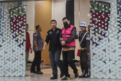 Kejagung Tetapkan Tiga Tersangka Dalam Kasus Korupsi di PT Sritex