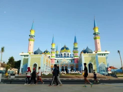 Menikmati Minggu Pagi di Alun-Alun Tuban