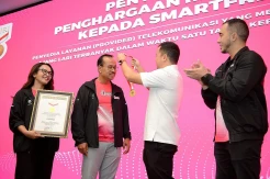Penghargaan Rekor MURI Smartfren Fun Run 2025