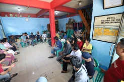 Akses Jalan Ditutup, Warga RW 013 Desak CMNP Cari Solusi atau Hadapi Demonstrasi