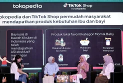 Edukasi Dorong Ibu-Ibu...