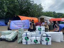 Indonesia CARE, Ikalum FEB UMJ, dan Forhati Nasional Salurkan 3 Ton Bantuan Kemanusiaan ke Aceh