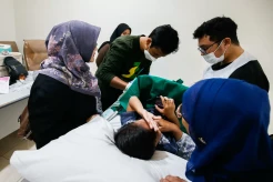 Khitanan Massal Gratis untuk Warga Sekitar RS Puri Cinere