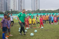 Andritany Bagikan Ilmu Sepak Bola untuk Peserta MILO National Championship