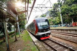 Senyap di Tengah Kota, Jejak Stasiun Mampang yang Terlupakan