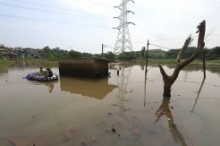 Longsoran Sampah TPA Cipayung Picu Banjir Berkepanjangan di Depok