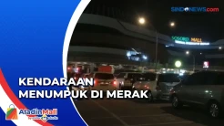 Kendaraan Menumpuk di Dermaga Eksekutif Pelabuhan Merak Jelang Libur Nataru
