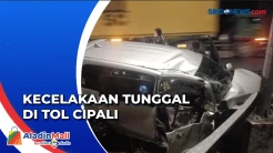 Minibus Hantam Tiang...