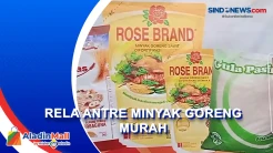 Diskon 30%, Warga Takalar Rela Antre Minyak Goreng Murah