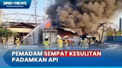 Lapak Kardus dan Ban Mobil di Pulo Gebang Ludes Dilalap Api, 12 Unit Mobil Pemadam Dikerahkan