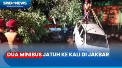 Dramatis! Petugas Damkar Evakuasi Dua Minibus yang Jatuh ke Kali di Jakbar