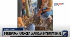 Terekam! Momen Polisi Amankan 14 Kaleng Susu Berisi Sabu