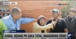 Sejumlah Mahasiswa Berdemo di Depan PN Cirebon saat Sidang PK Saka Tatal