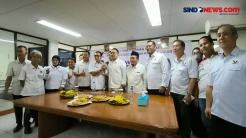 Kompak Kenakan Kemeja Putih, Ridwan Kamil - Suswono Sowan ke Partai Perindo Jakarta