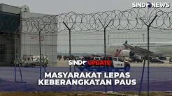 Emosional Maasyarakat Lepas Keberangkatan Paus Fransiskus di Bandara Soetta