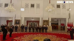 Presiden Jokowi Resmi Lantik Gus Ipul Jadi Mensos Gantikan Risma