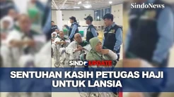 Sigap dan Tulus, Begini Potret Petugas Haji Dampingi Lansia di Jeddah