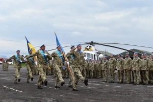 Ukraina Tarik Pulang...
