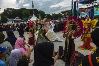 Semarak Palembang Fashion...