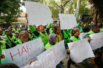 Aksi Ojol Minta Nadiem...