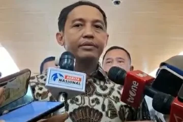 Raja Juli Ngaku Diberi...