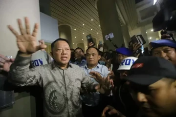 Kejagung Periksa 9 Saksi...