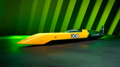 JCB Hydromax, Mesin...
