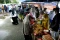 Warga Gowa Serbu Pasar...
