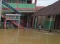 Banjir Rendam Gedung...