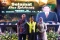 Momen KSAD Dudung Raih...