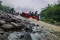 Menikmati Wisata Ekstrem...
